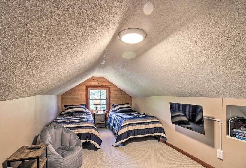 Retreat W/ Lake Access & Private Boat Dock!