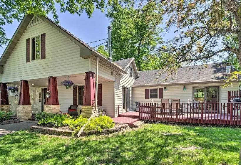 Retreat W/ Lake Access & Private Boat Dock!