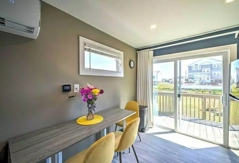Sandpiper  House: Walk To Town & Beaches!