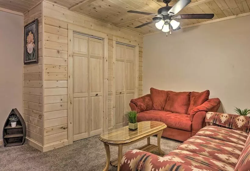 Secluded Traverse City Retreat: 11 Mi To Downtown!