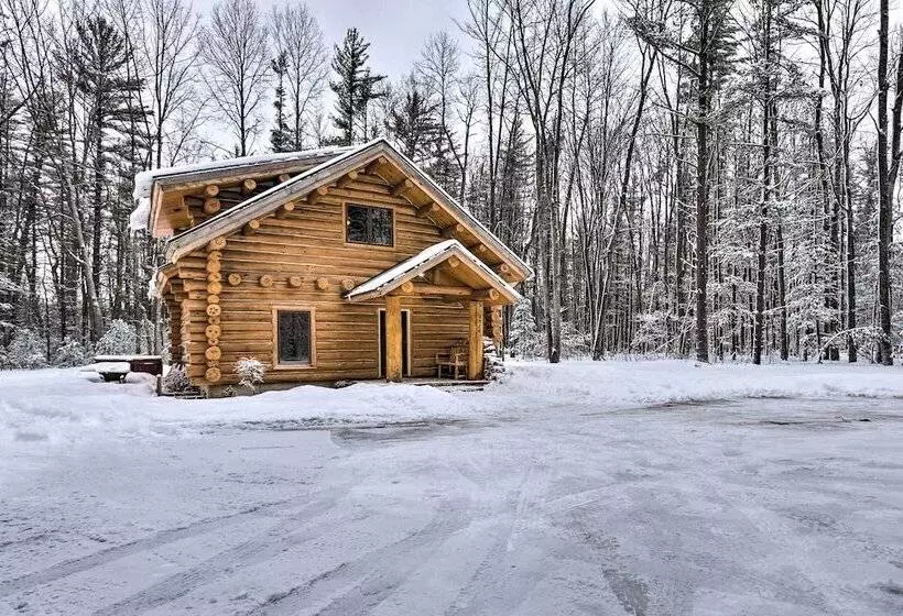 Secluded Traverse City Retreat: 11 Mi To Downtown!