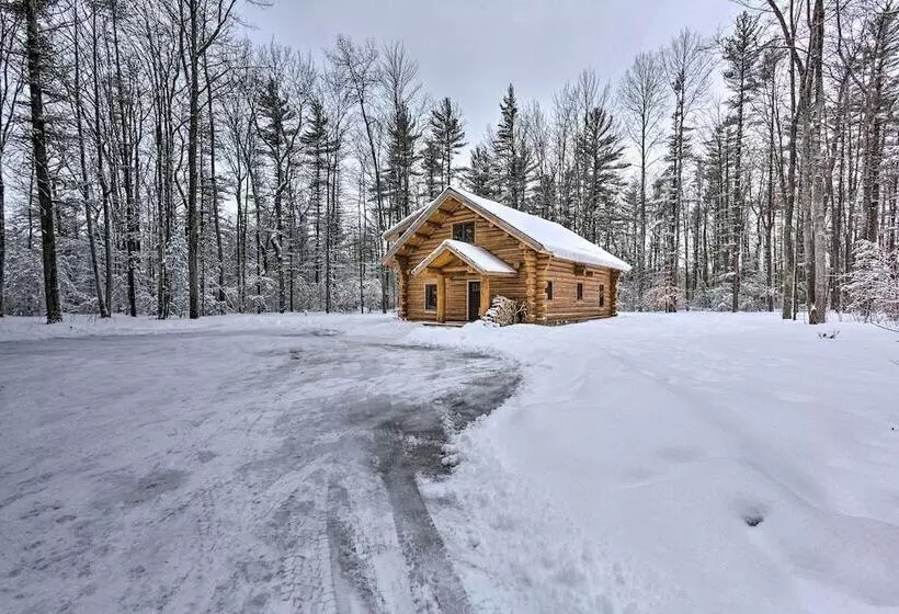 Secluded Traverse City Retreat: 11 Mi To Downtown!