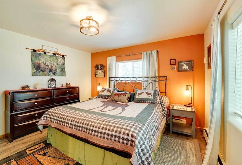 Single Story Soldotna Home Near The Kenai River!