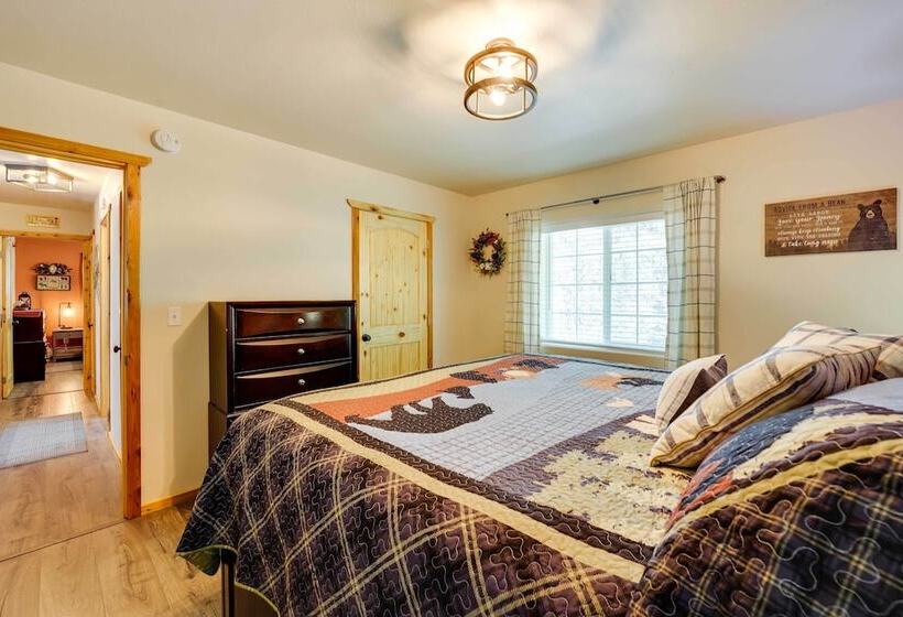 Single Story Soldotna Home Near The Kenai River!