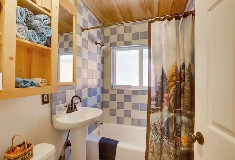 Authentic Log Cabin W/ Hot Tub In South Lake Tahoe