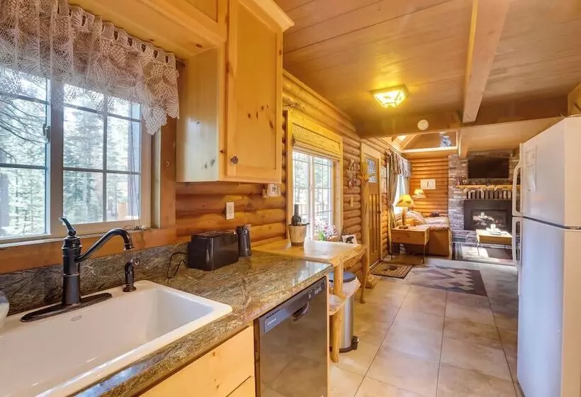 Authentic Log Cabin W/ Hot Tub In South Lake Tahoe