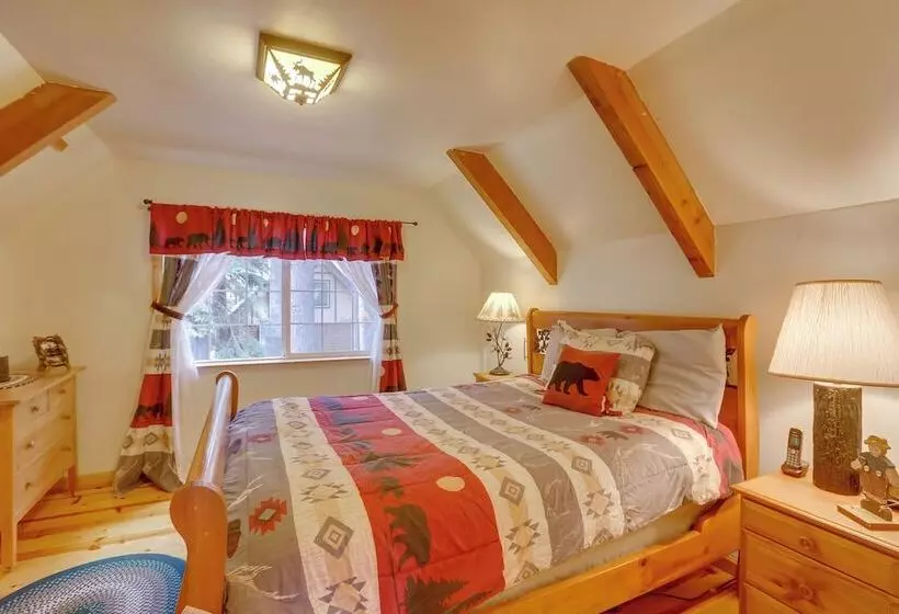 Authentic Log Cabin W/ Hot Tub In South Lake Tahoe