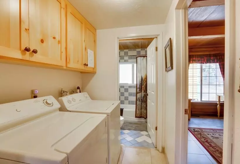 Authentic Log Cabin W/ Hot Tub In South Lake Tahoe