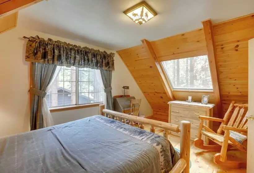 Authentic Log Cabin W/ Hot Tub In South Lake Tahoe