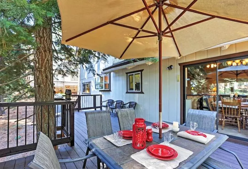 South Lake Tahoe: Spacious House W/ Deck & Grill!