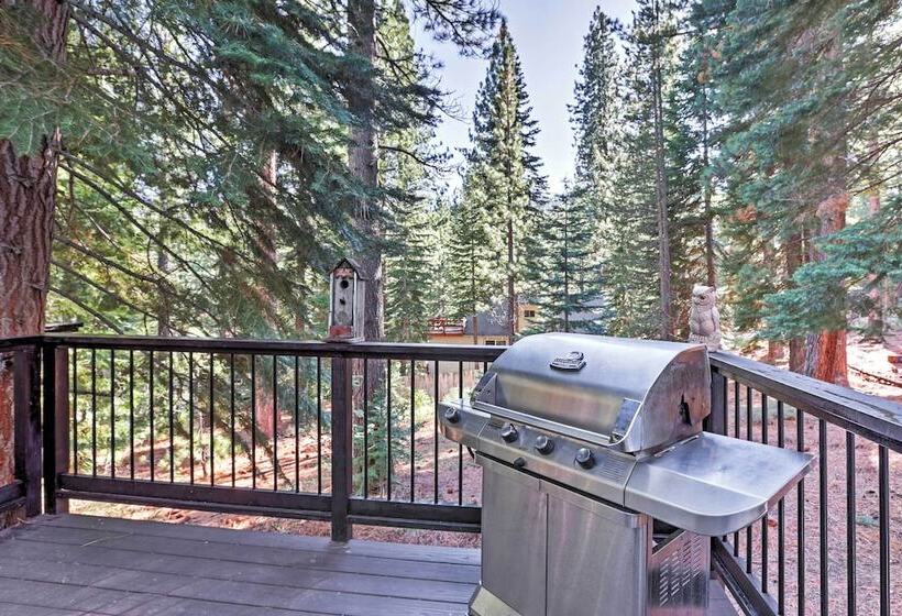 South Lake Tahoe: Spacious House W/ Deck & Grill!
