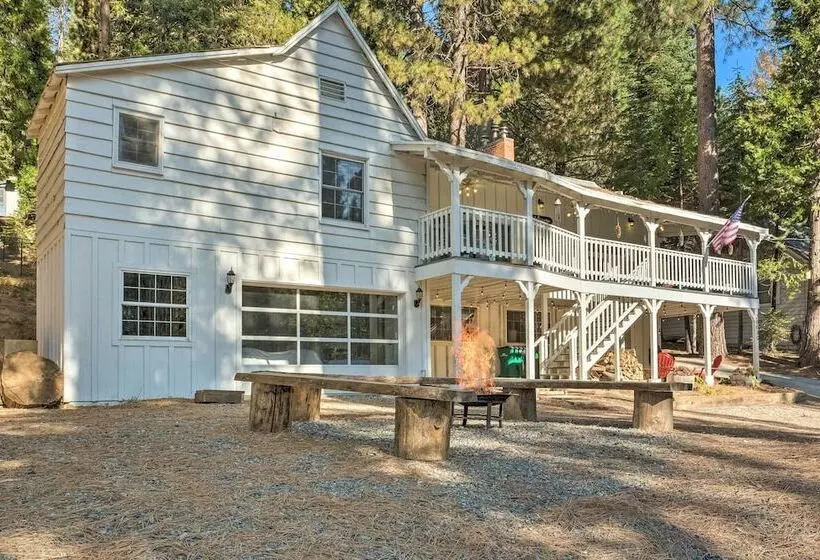 Strawberry Hill Cabin  5 Mi To Skiing And Lake