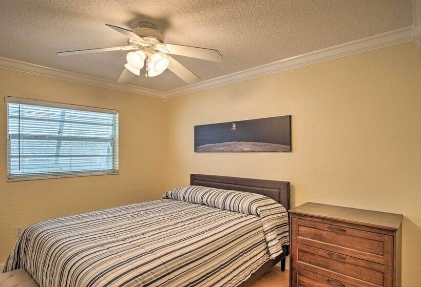 Sunny Canalfront Getaway, 8 Mi To Cocoa Beach