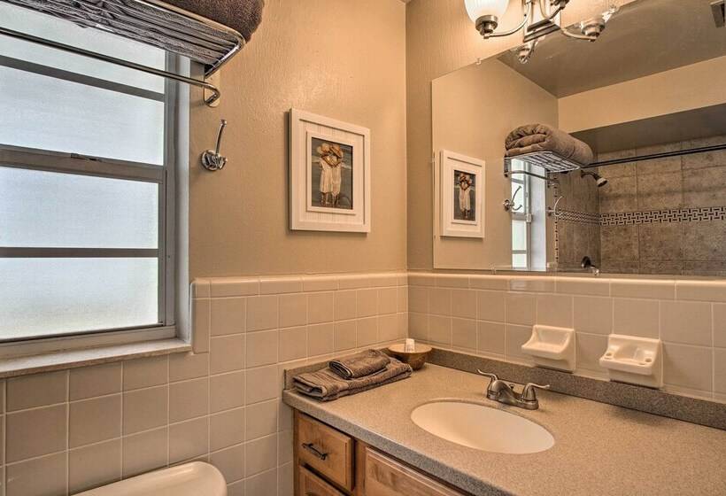 Sunny Canalfront Getaway, 8 Mi To Cocoa Beach