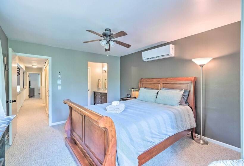 Top Shelf Home W/ Deck: 1 Mi To Ski Slopes!