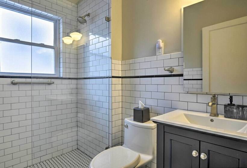 Vintage Chic Cottage < 1 Mile To Unc Greensboro!