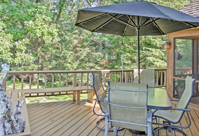 Waterfront Crosslake House: Private Dock & Beach!