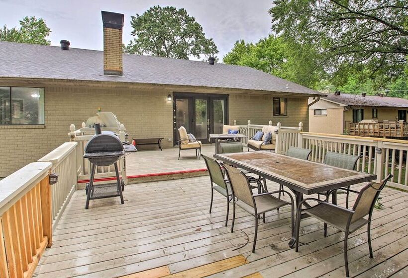 Waterfront Retreat W/ Boat Dock In Hot Springs!