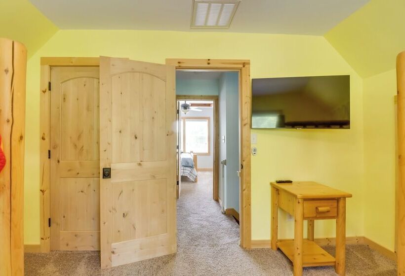 Waterfront, Deck: Peaceful Louisa Cottage Escape