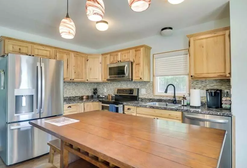 Waterfront, Deck: Peaceful Louisa Cottage Escape