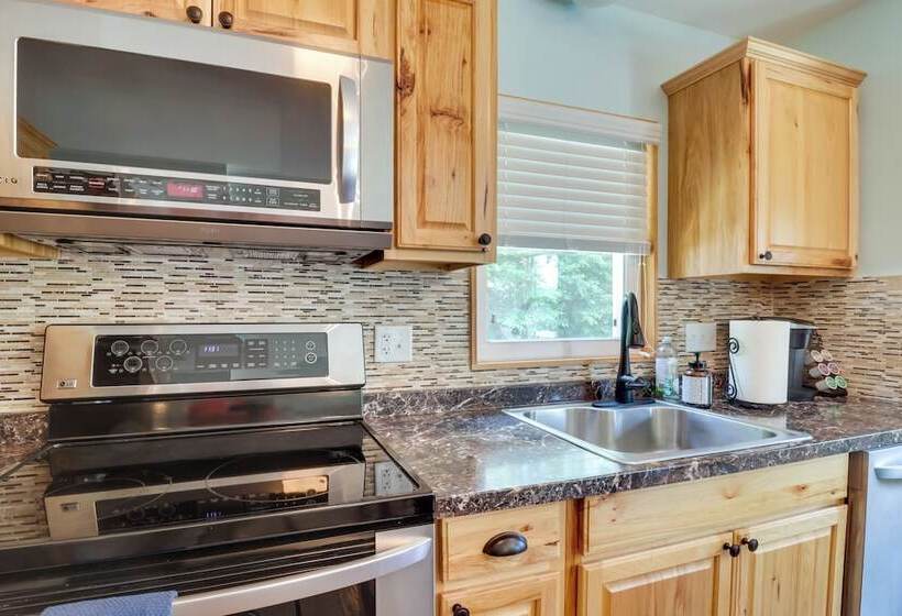 Waterfront, Deck: Peaceful Louisa Cottage Escape