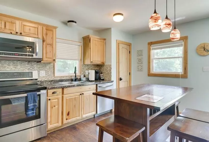 Waterfront, Deck: Peaceful Louisa Cottage Escape