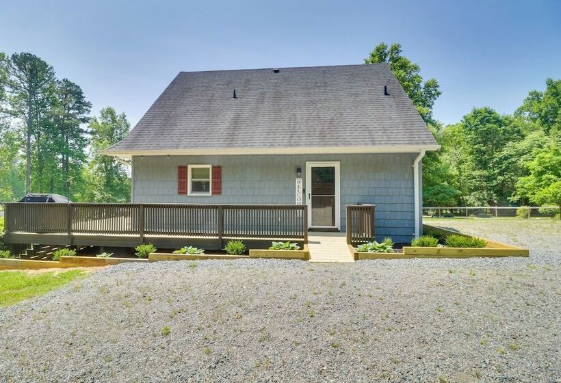 Waterfront, Deck: Peaceful Louisa Cottage Escape