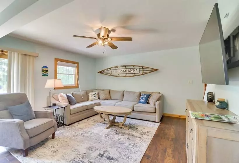 Waterfront, Deck: Peaceful Louisa Cottage Escape