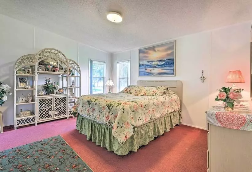 Steps To Pool: Winter Garden House W/ Lanai!