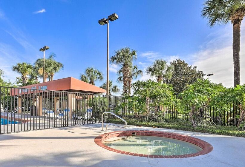 Steps To Pool: Winter Garden House W/ Lanai!