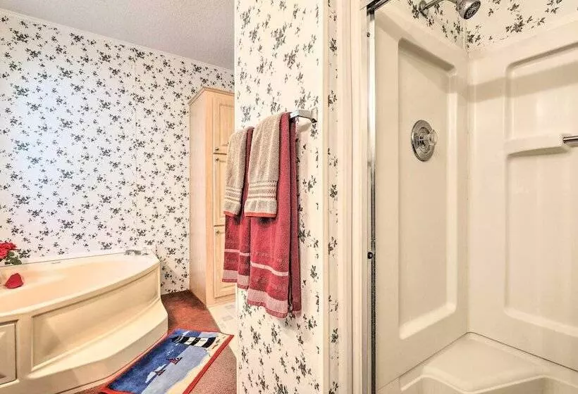 Steps To Pool: Winter Garden House W/ Lanai!