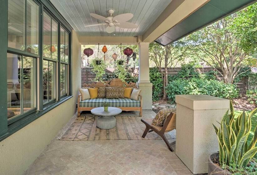 Ideally Located  Austin Oasis  W/ Pool & Hot Tub!