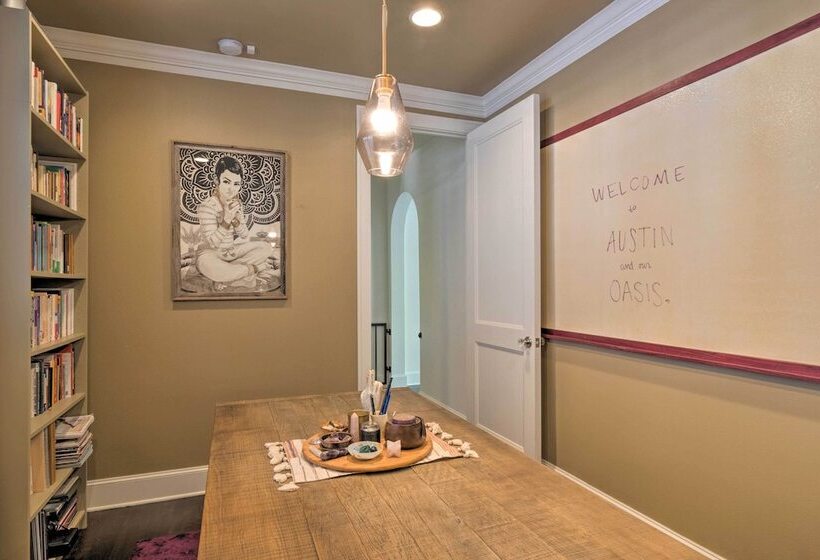 Ideally Located  Austin Oasis  W/ Pool & Hot Tub!