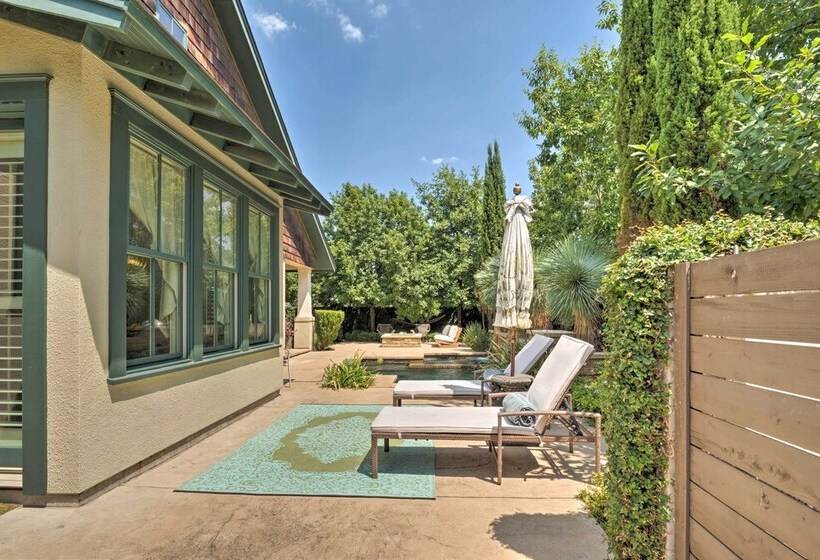 Ideally Located  Austin Oasis  W/ Pool & Hot Tub!