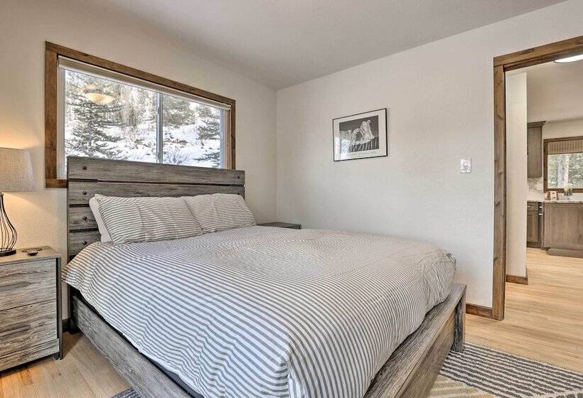 Mtn View Retreat W/ Hot Tub In Breckenridge!