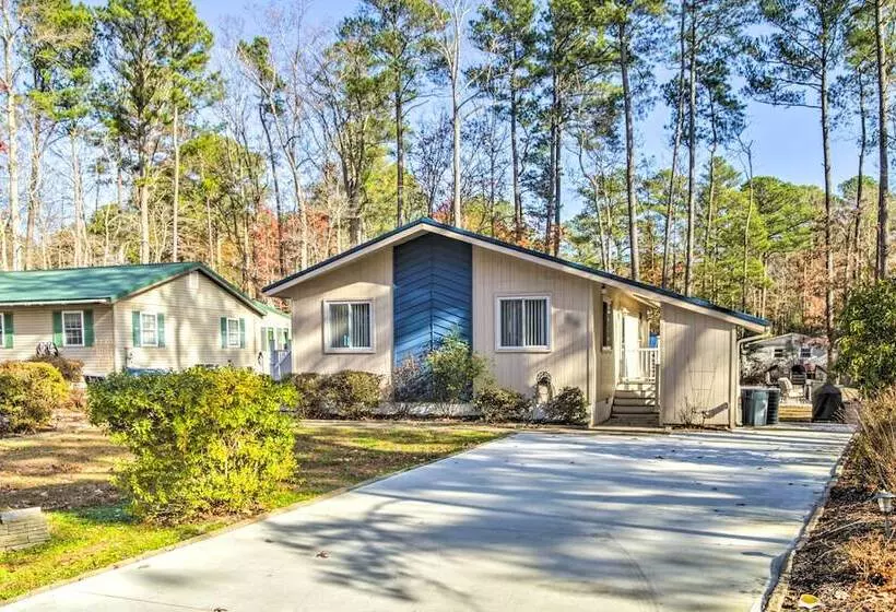 Berlin Home W/ Patio, 9 Mi To Ocean City Beaches