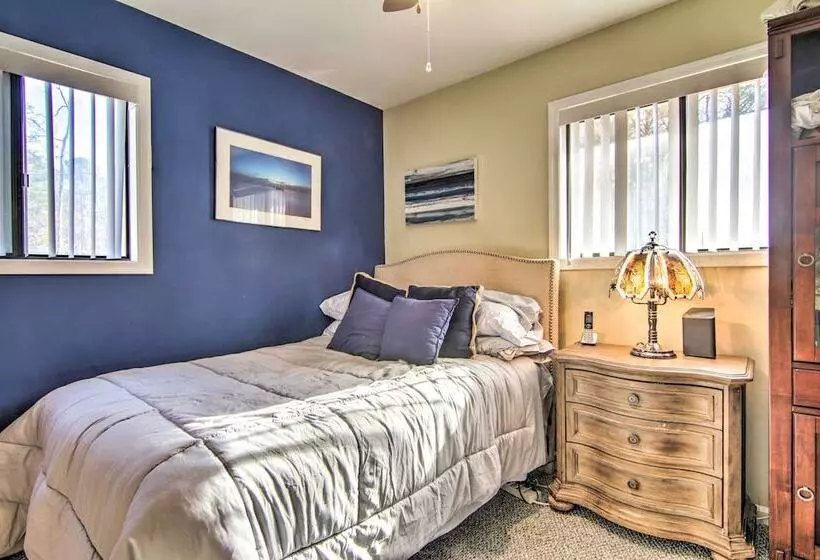 Berlin Home W/ Patio, 9 Mi To Ocean City Beaches