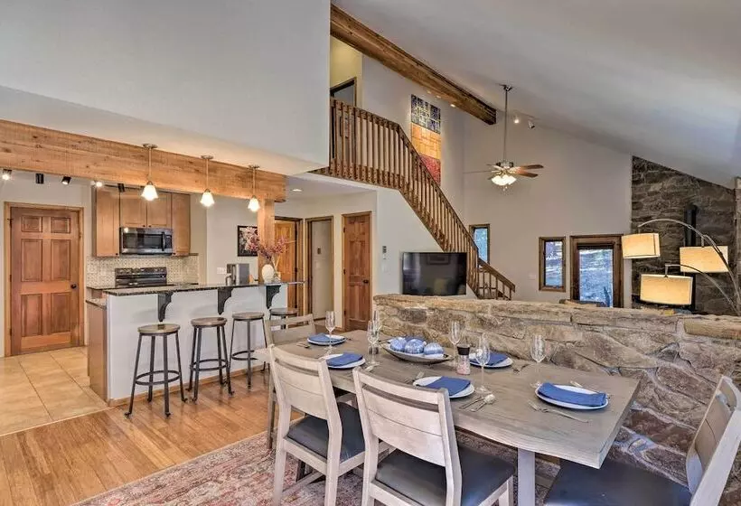 Cozy Blue River Cabin W/ Treehouse: 6 Mi To Skiing