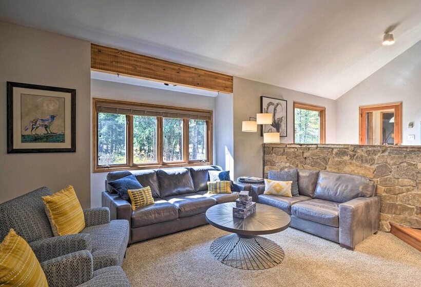 Cozy Blue River Cabin W/ Treehouse: 6 Mi To Skiing