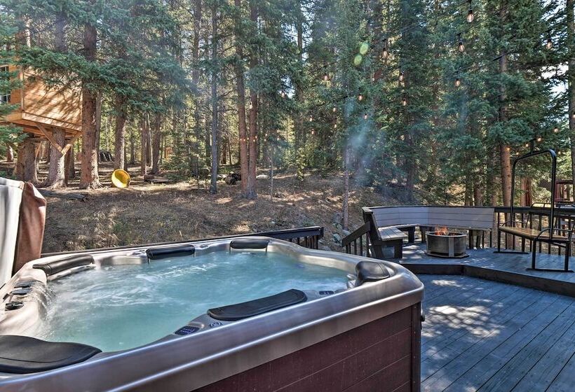 Cozy Blue River Cabin W/ Treehouse: 6 Mi To Skiing