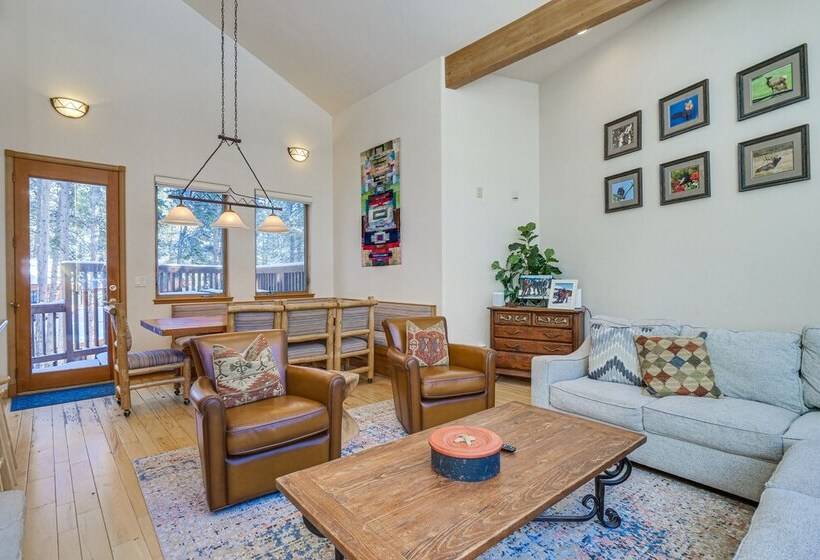 Near Ski Access: Home W/ Hot Tub In Breck!