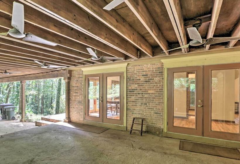 Charming Tallahassee Family Hideaway: 5 Mi To Fsu!