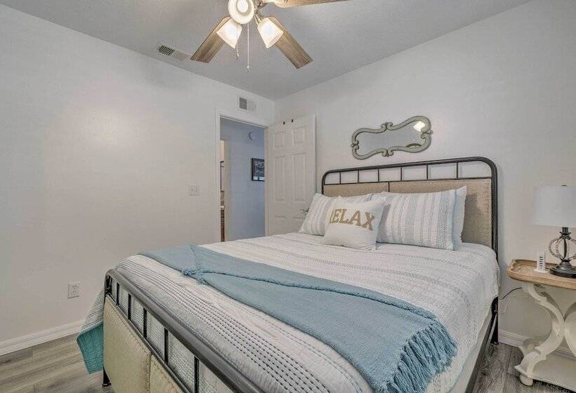 Cozy Home, ~ 8 Mi To World Equestrian Center