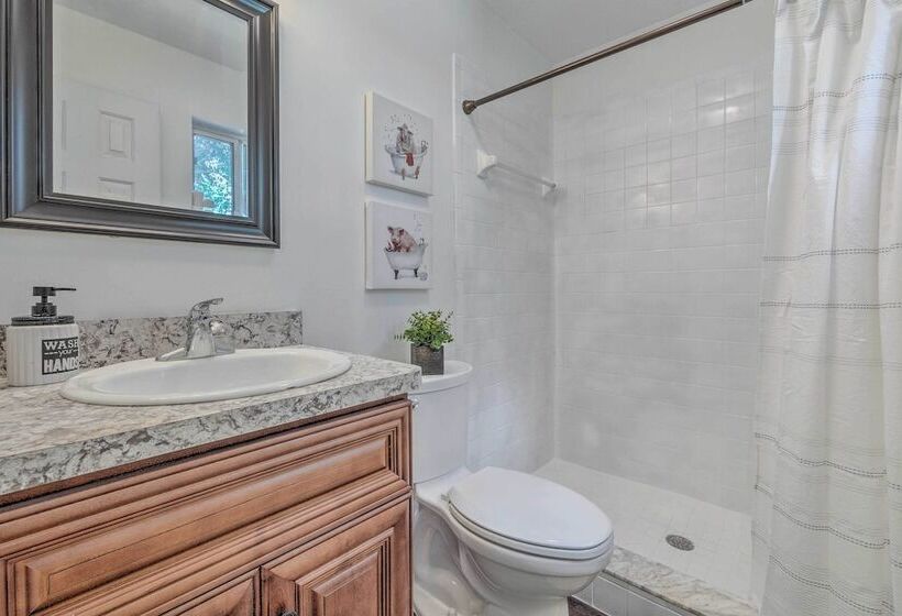 Cozy Home, ~ 8 Mi To World Equestrian Center