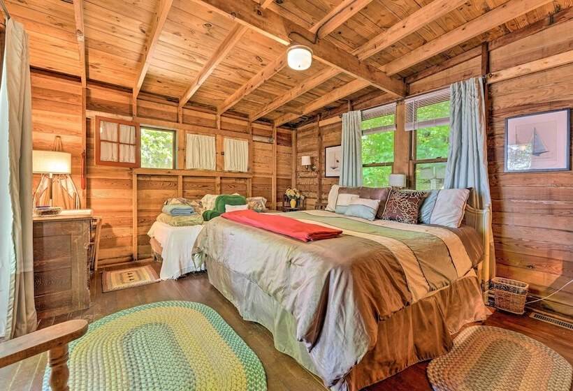 Douglas  Whispering Winds  Cottage W/ Beach!