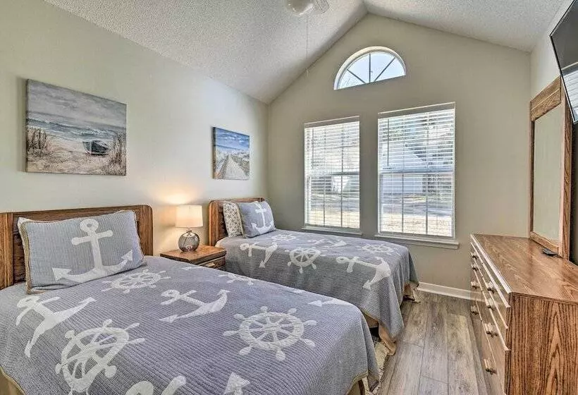 Family Friendly Home Near Destin Beaches