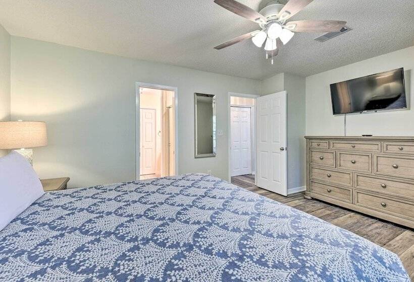 Family Friendly Home Near Destin Beaches
