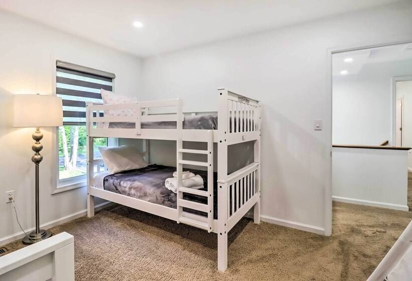 Pocono Summit Family Paradise W/ Yard & Game Room!