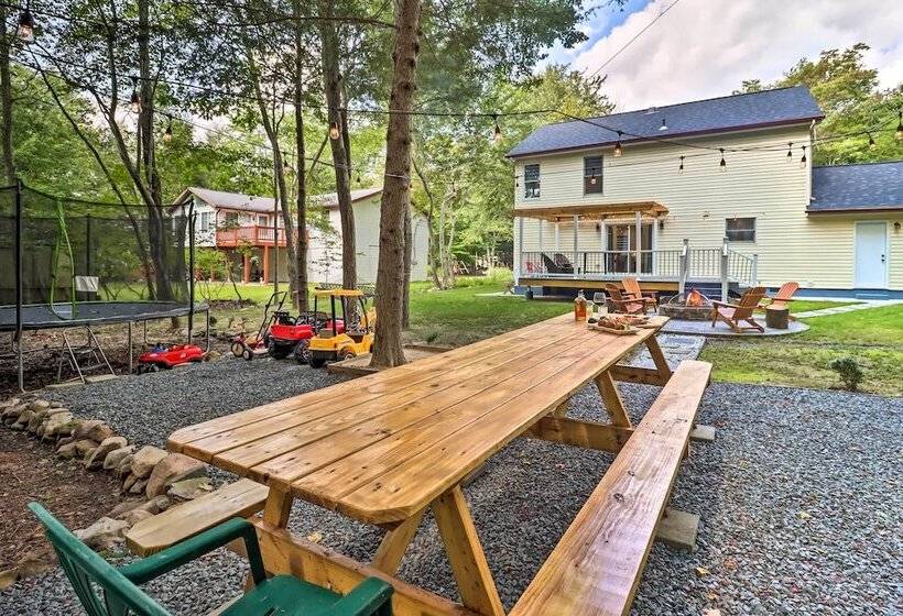 Pocono Summit Family Paradise W/ Yard & Game Room!