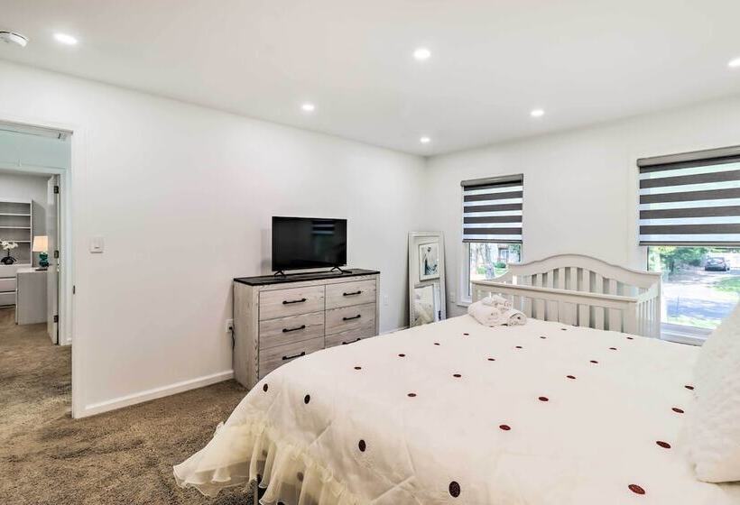 Pocono Summit Family Paradise W/ Yard & Game Room!